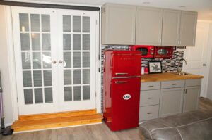 Kitchenette with privacy blinds and doors closed